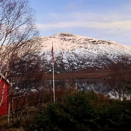 Peaceful Cabin Retreat In The Norwegian Mountains Ulsteinvik Exterior photo