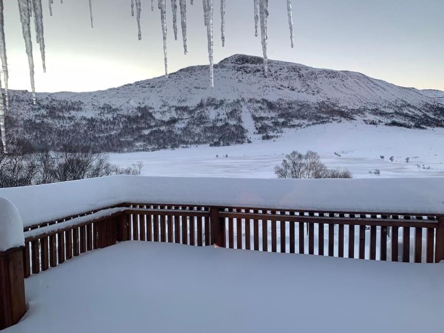 Peaceful Retreat In The Norwegian Mountains